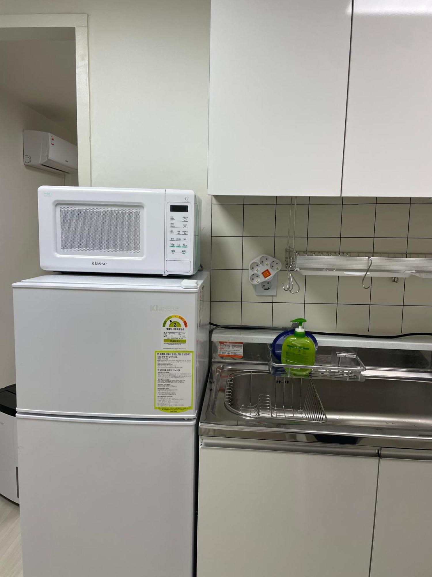 #2 Beds, 2 Staytion25 #wangsimni Comfortable 2 Cozy Apartment
