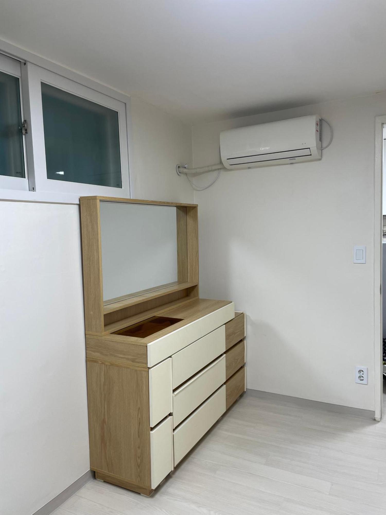 #2 Beds, 2 Staytion25 #wangsimni Comfortable 2 Cozy Apartment